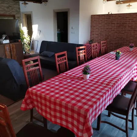 Apartment Apartmaji Gostilna Star Maln , 10 Secovlje