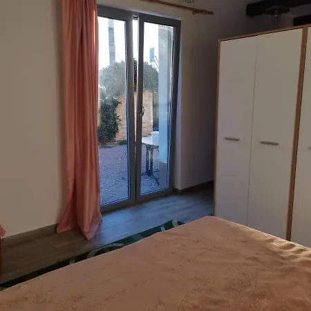 Apartmaji Gostilna Star Maln , 10 Secovlje